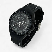MoonSwatch strap size: 20 mm premium rubber strap fitted on a MoonSwatch