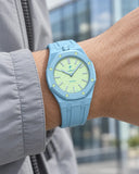 Royal Pop Blaue Acht on the wrist with its light blue premium rubber strap