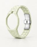 Keramikarmband in Creme mit achteckigem Gehäuse für die AP x Swatch Royal Pop, einzeln abgebildet | WatchCollab