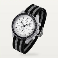 Correa de lona premium gris con rayas negras en MoonSwatch Mission 1965