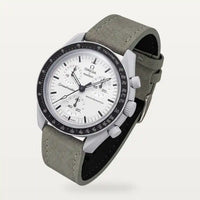 Correa de cuero claro gris en MoonSwatch Mission 1965