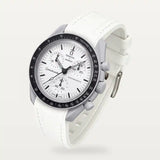 Correa de caucho premium blanca en MoonSwatch Mission 1965