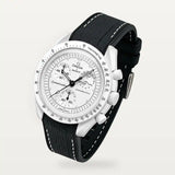 Bracelet caoutchouc premium noir à surpiqûres blanches sur MoonSwatch Full Moon Snoopy