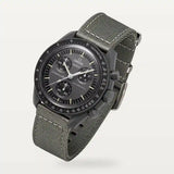Bracelet NATO lisse gris sur MoonSwatch Mission to Mercury