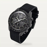 Bracelet caoutchouc premium noir à boucle noire sur MoonSwatch Mission to Mercury