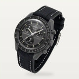 Bracelet caoutchouc premium noir à surpiqûres blanches sur MoonSwatch Mission to Mercury