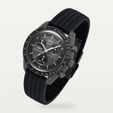 Bracelet caoutchouc nervuré noir sur MoonSwatch Mission to Mercury